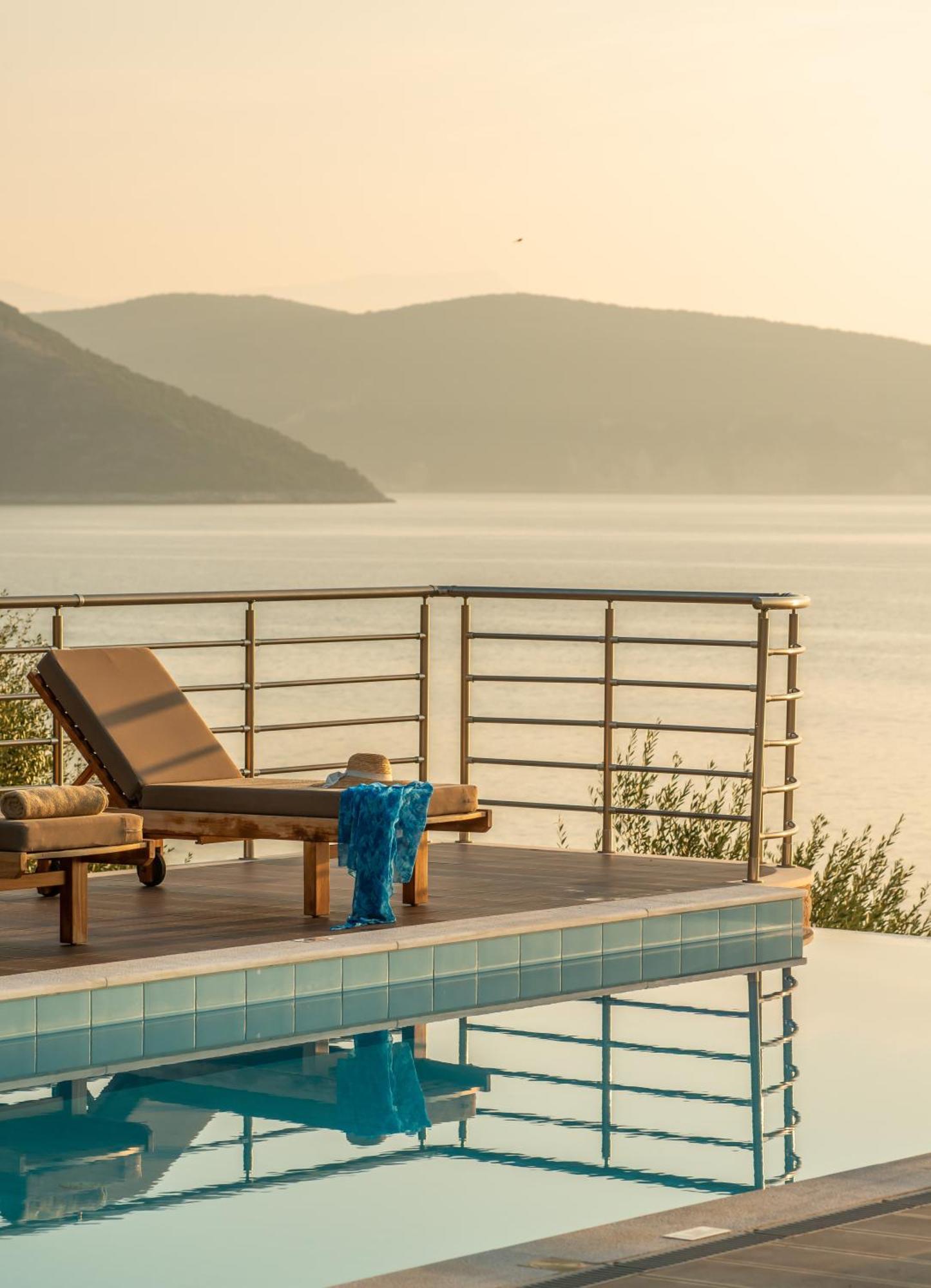 Iris Villas Lefkada - Marine Villa With Private Sea Access Сивота Экстерьер фото