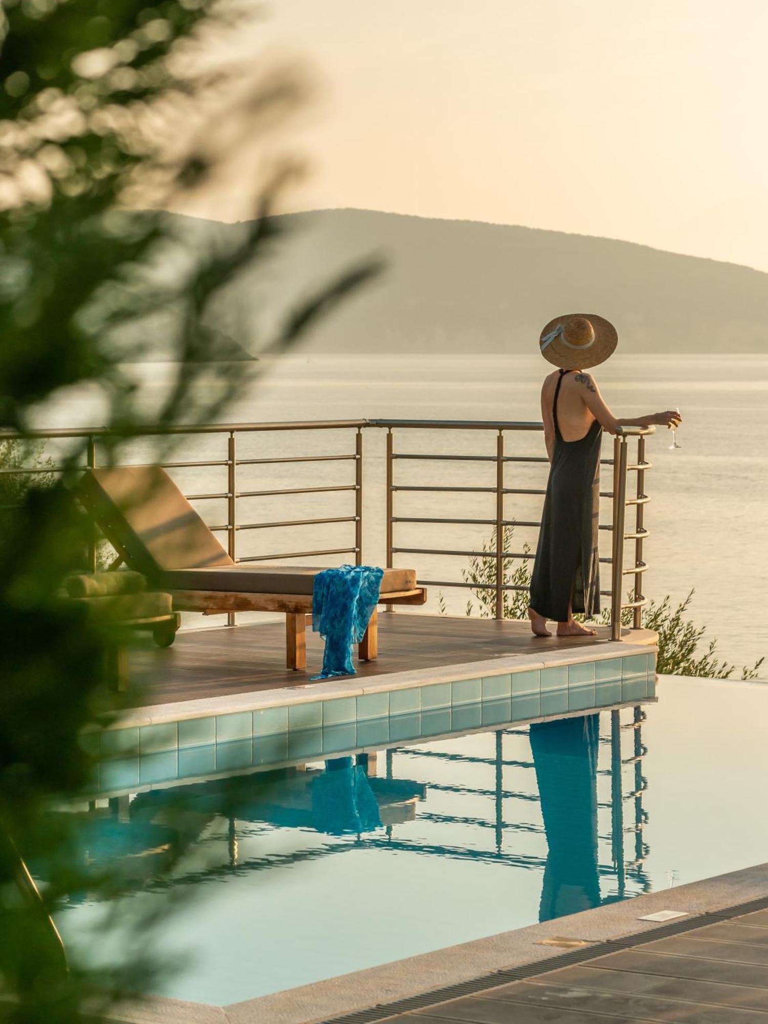 Iris Villas Lefkada - Marine Villa With Private Sea Access Сивота Экстерьер фото